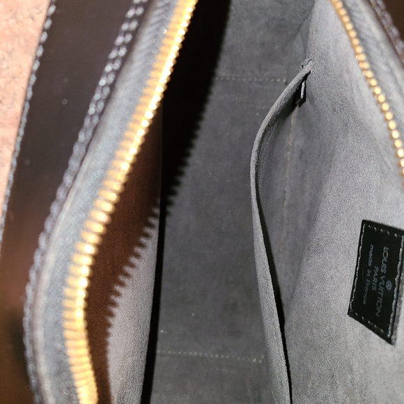 Louis Vuitton Sablon Vintage Handbag - Picture 13 of 16